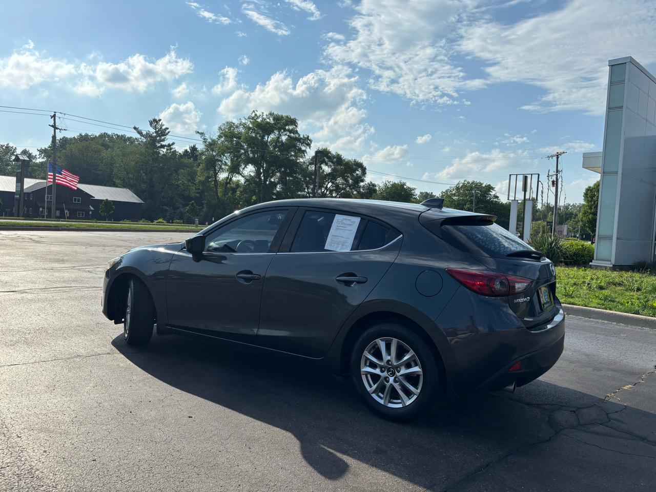 Mazda MAZDA3 i Grand Touring AT 5-Door 2015