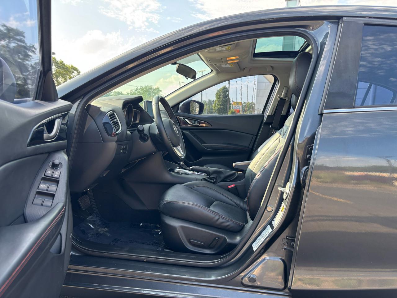 Mazda MAZDA3 i Grand Touring AT 5-Door 2015