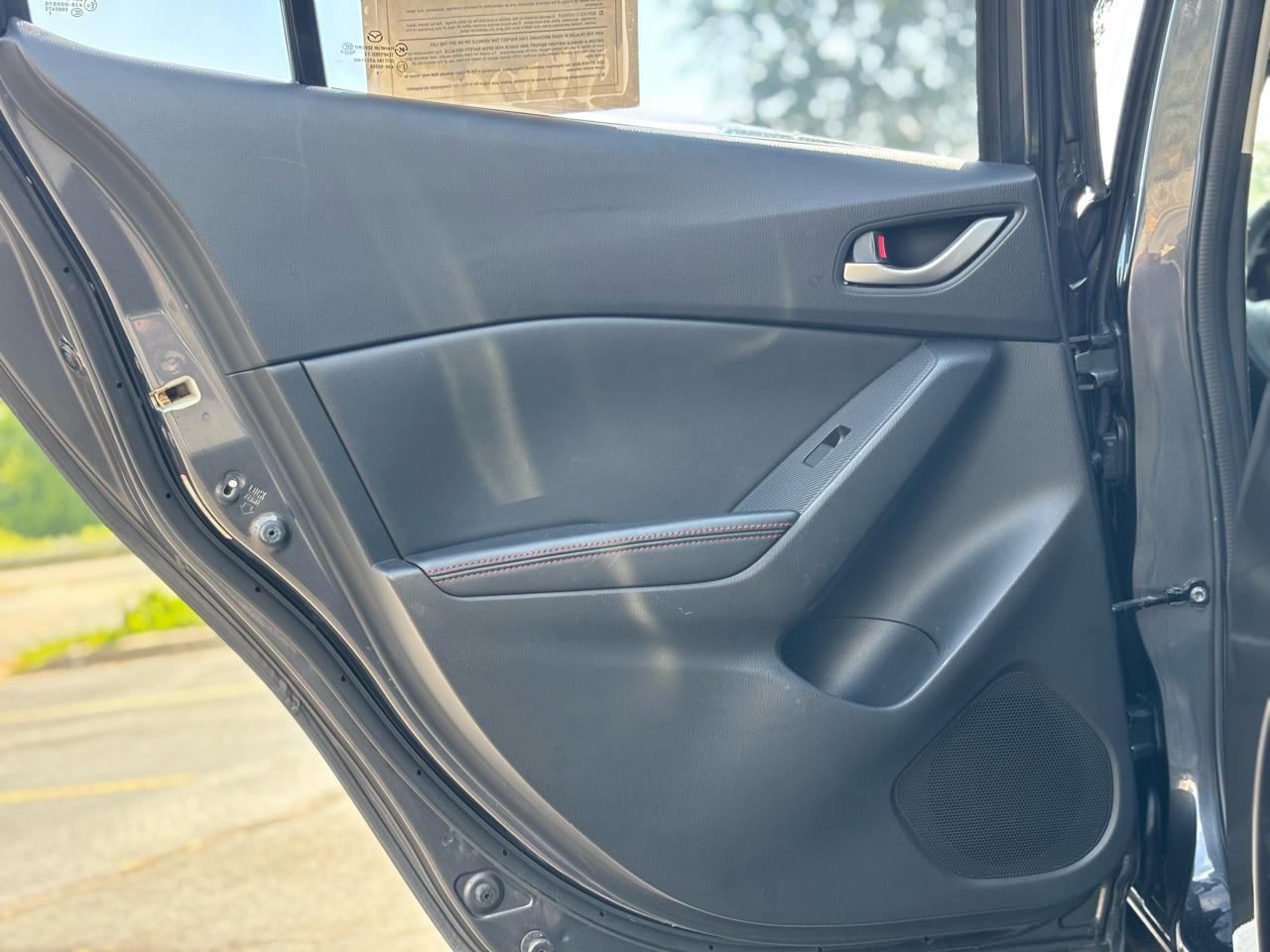 Mazda MAZDA3 i Grand Touring AT 5-Door 2015