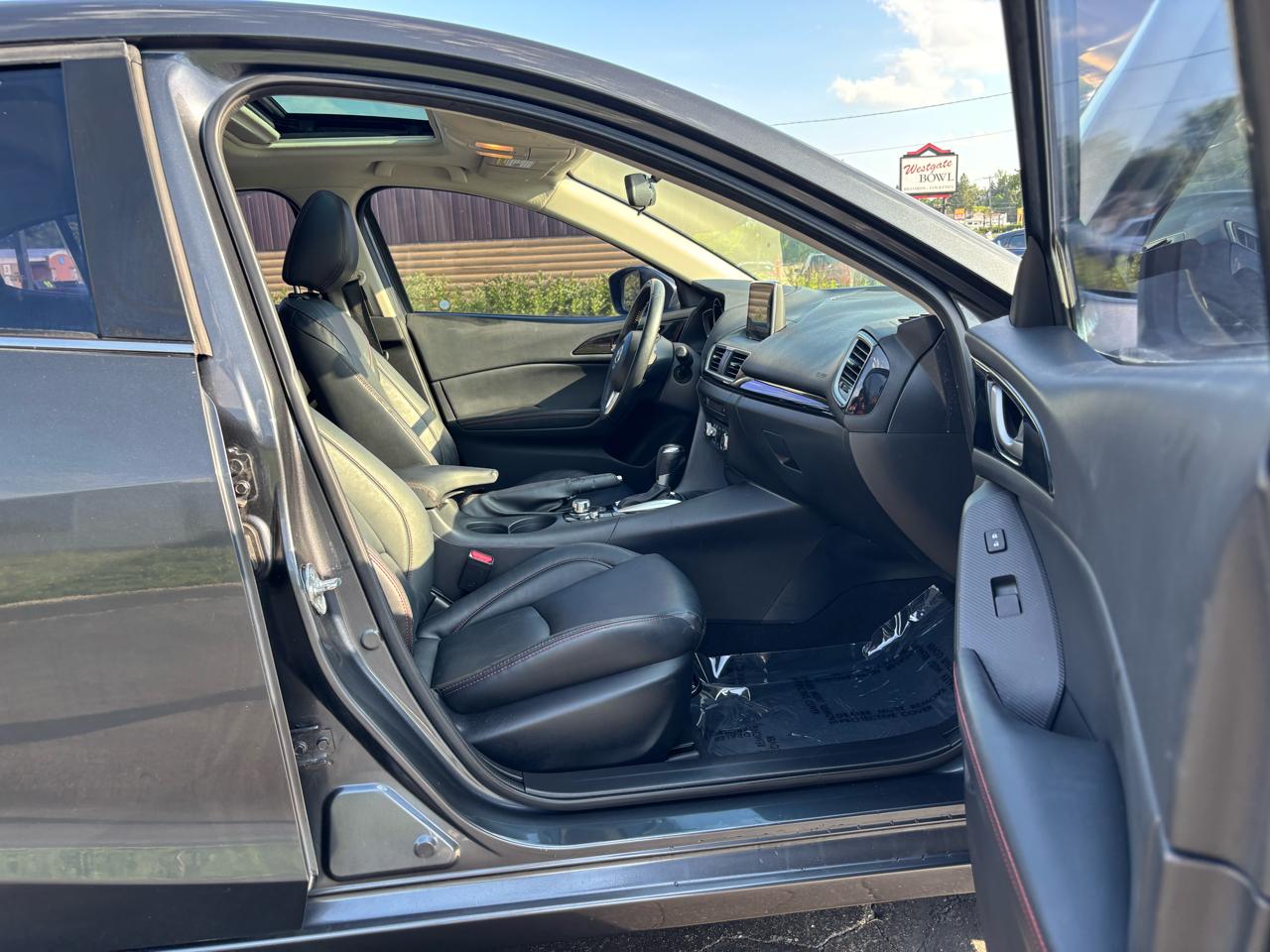 Mazda MAZDA3 i Grand Touring AT 5-Door 2015