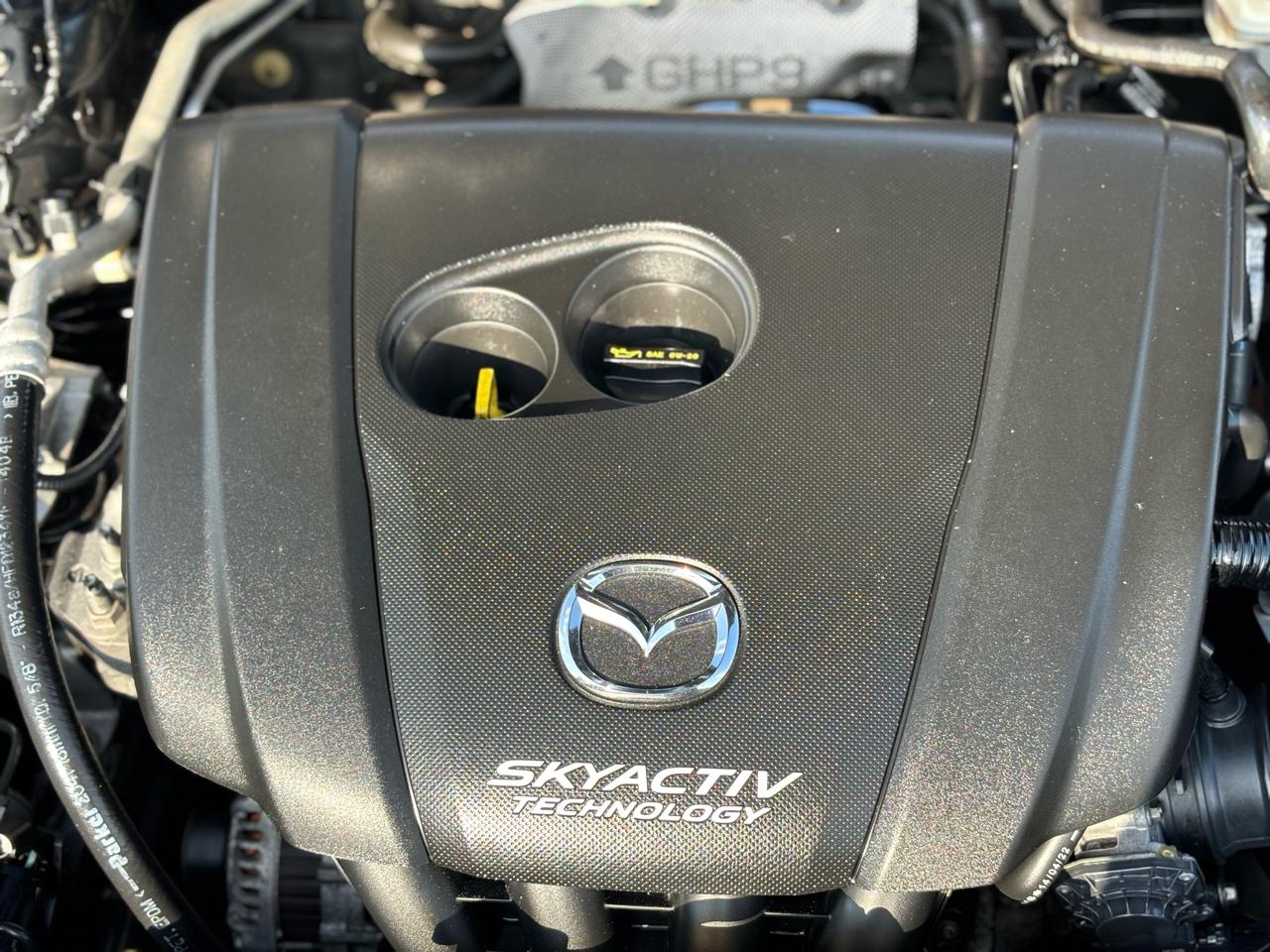 Mazda MAZDA3 i Grand Touring AT 5-Door 2015