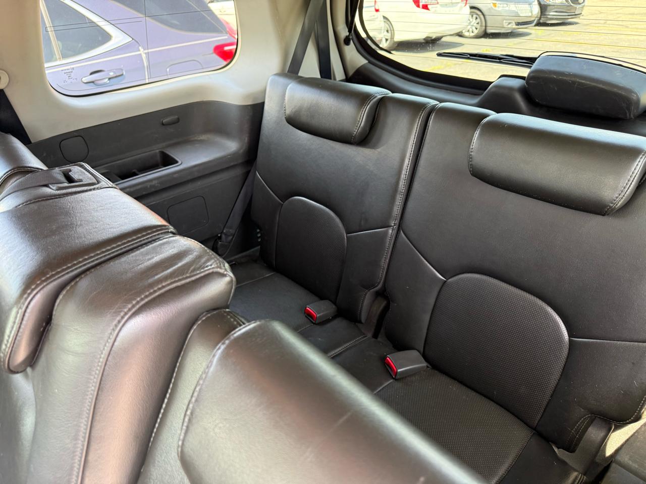 Nissan Pathfinder LE 4WD 2010