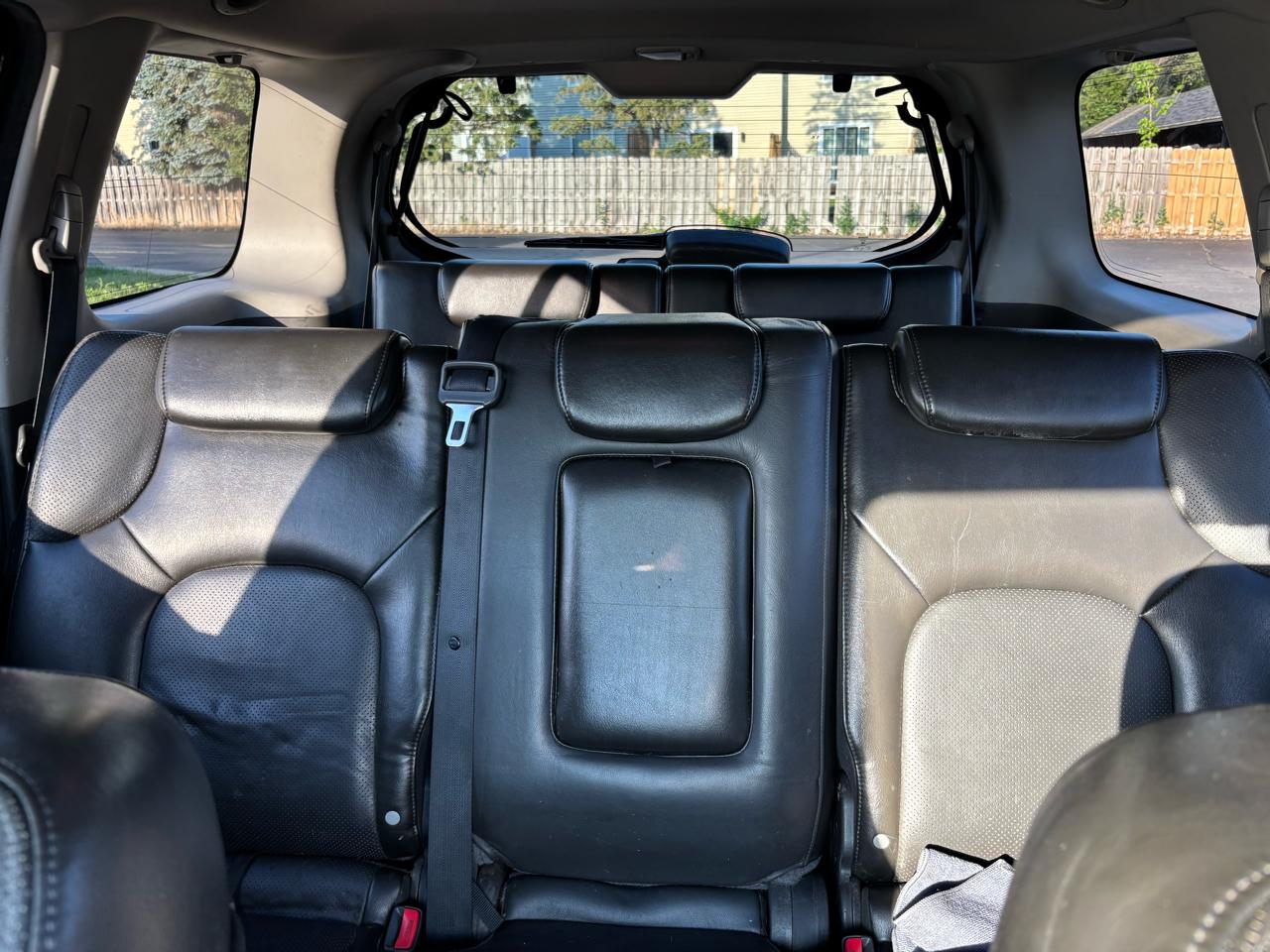 Nissan Pathfinder LE 4WD 2010