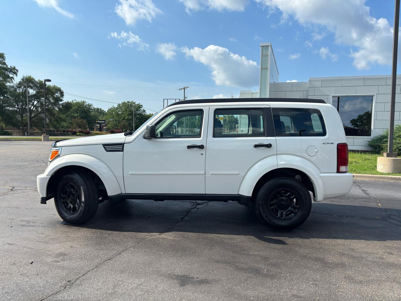 Dodge Nitro SE 4WD 2009