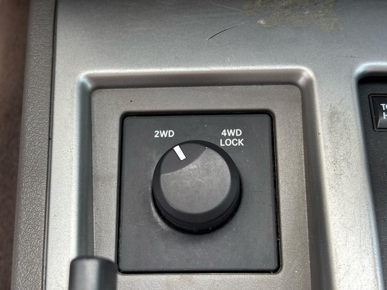 Dodge Nitro SE 4WD 2009