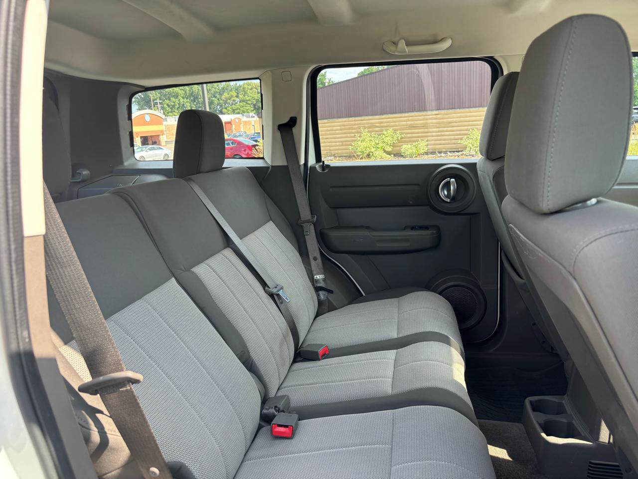 Dodge Nitro SE 4WD 2009