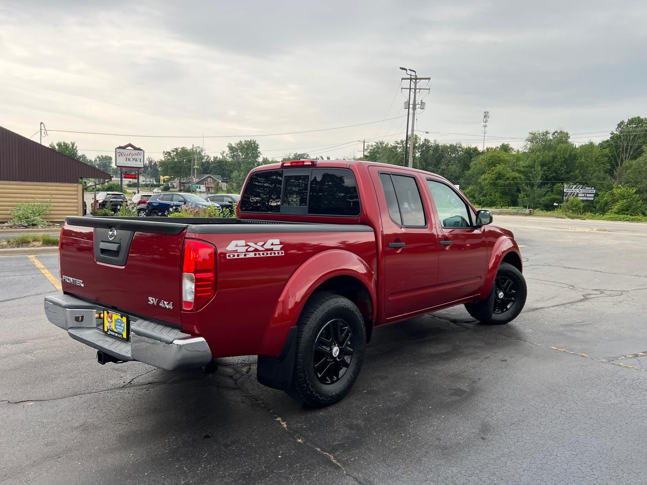 Nissan Frontier SV Crew Cab 5AT 4WD 2016