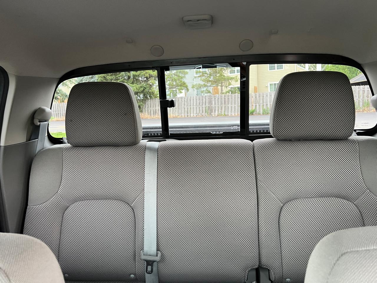 Nissan Frontier SV Crew Cab 5AT 4WD 2016