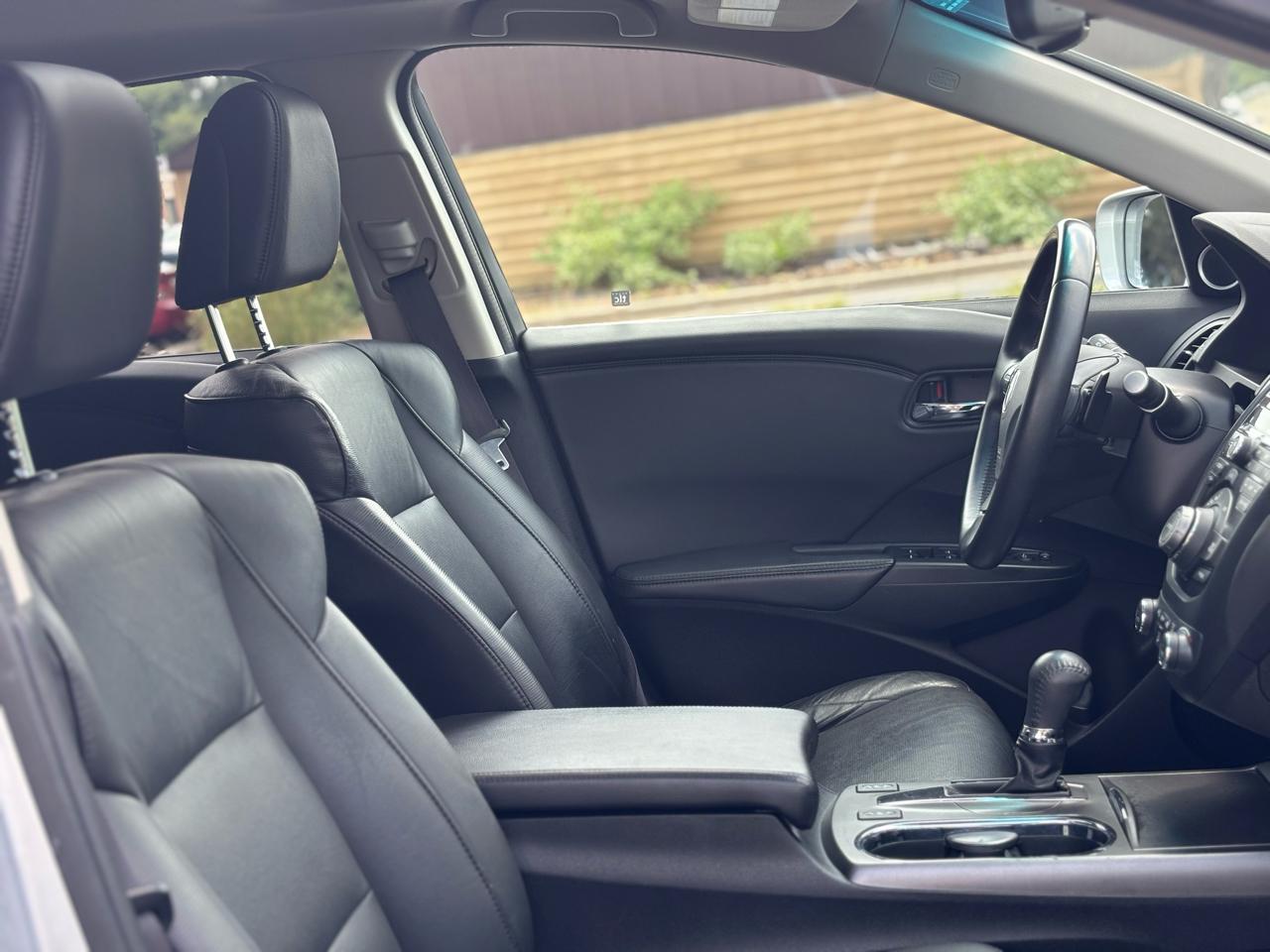 Acura RDX 6-Spd AT AWD w/ Technology Package 2015