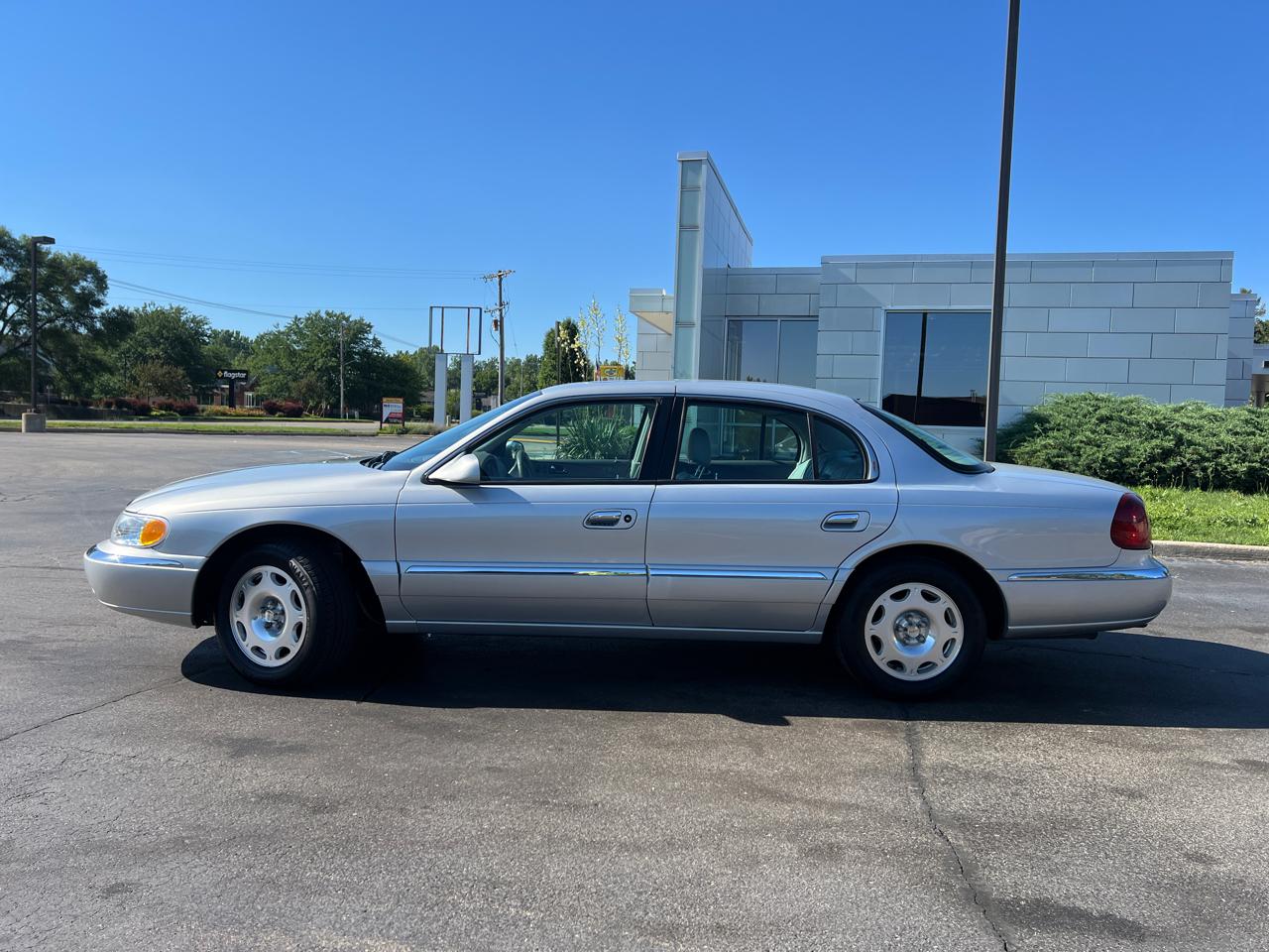 Lincoln Continental Base 2000