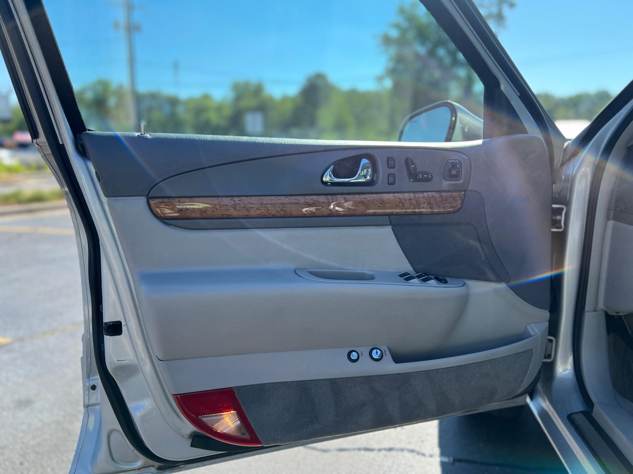 Lincoln Continental Base 2000