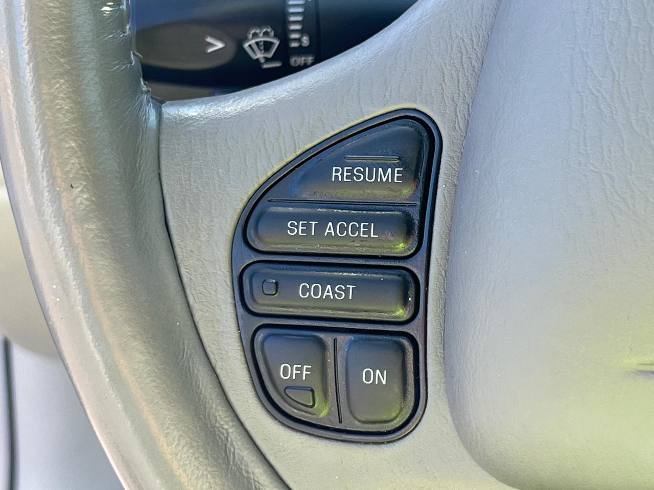 Lincoln Continental Base 2000