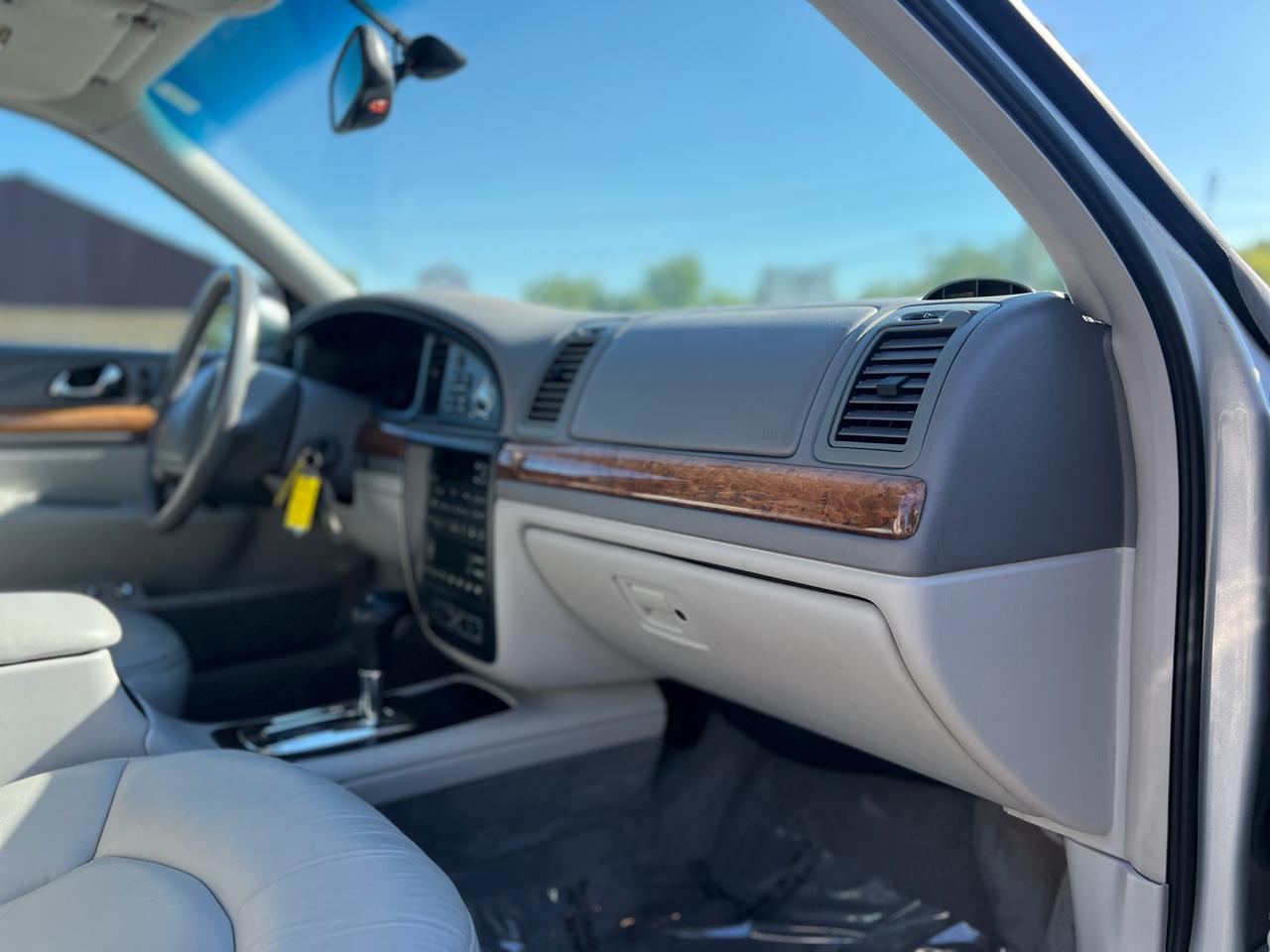 Lincoln Continental Base 2000