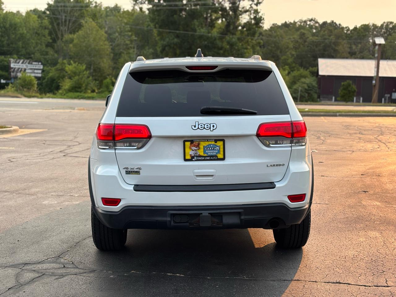Jeep Grand Cherokee Laredo 4WD 2014
