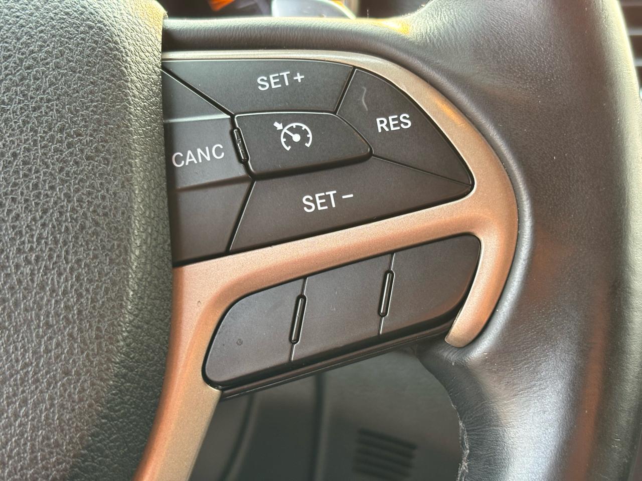 Jeep Grand Cherokee Laredo 4WD 2014