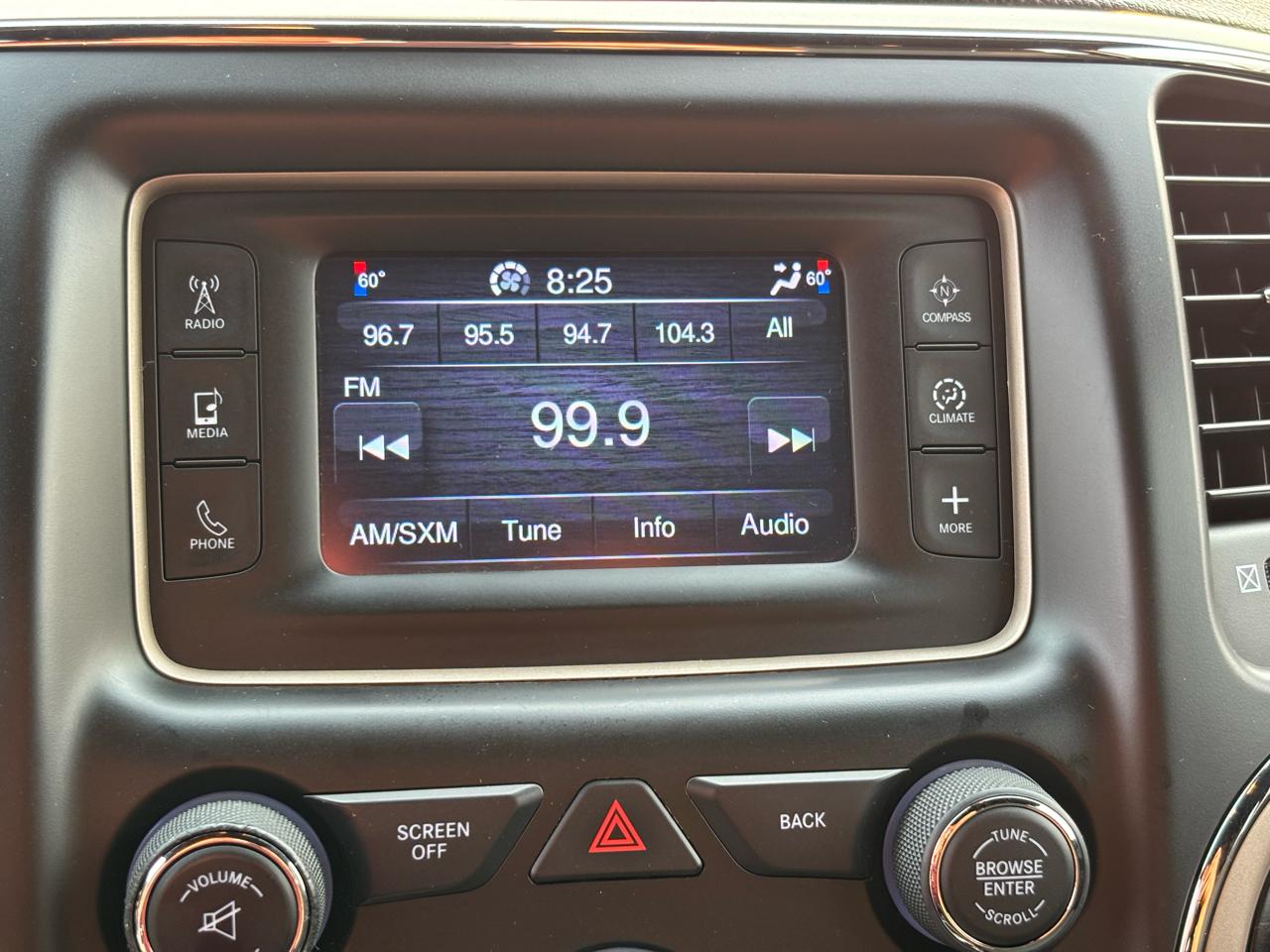 Jeep Grand Cherokee Laredo 4WD 2014