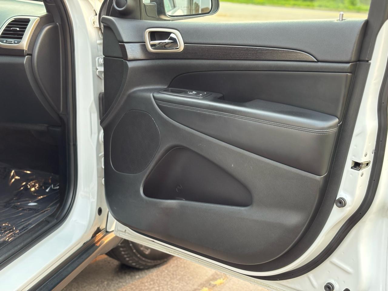 Jeep Grand Cherokee Laredo 4WD 2014