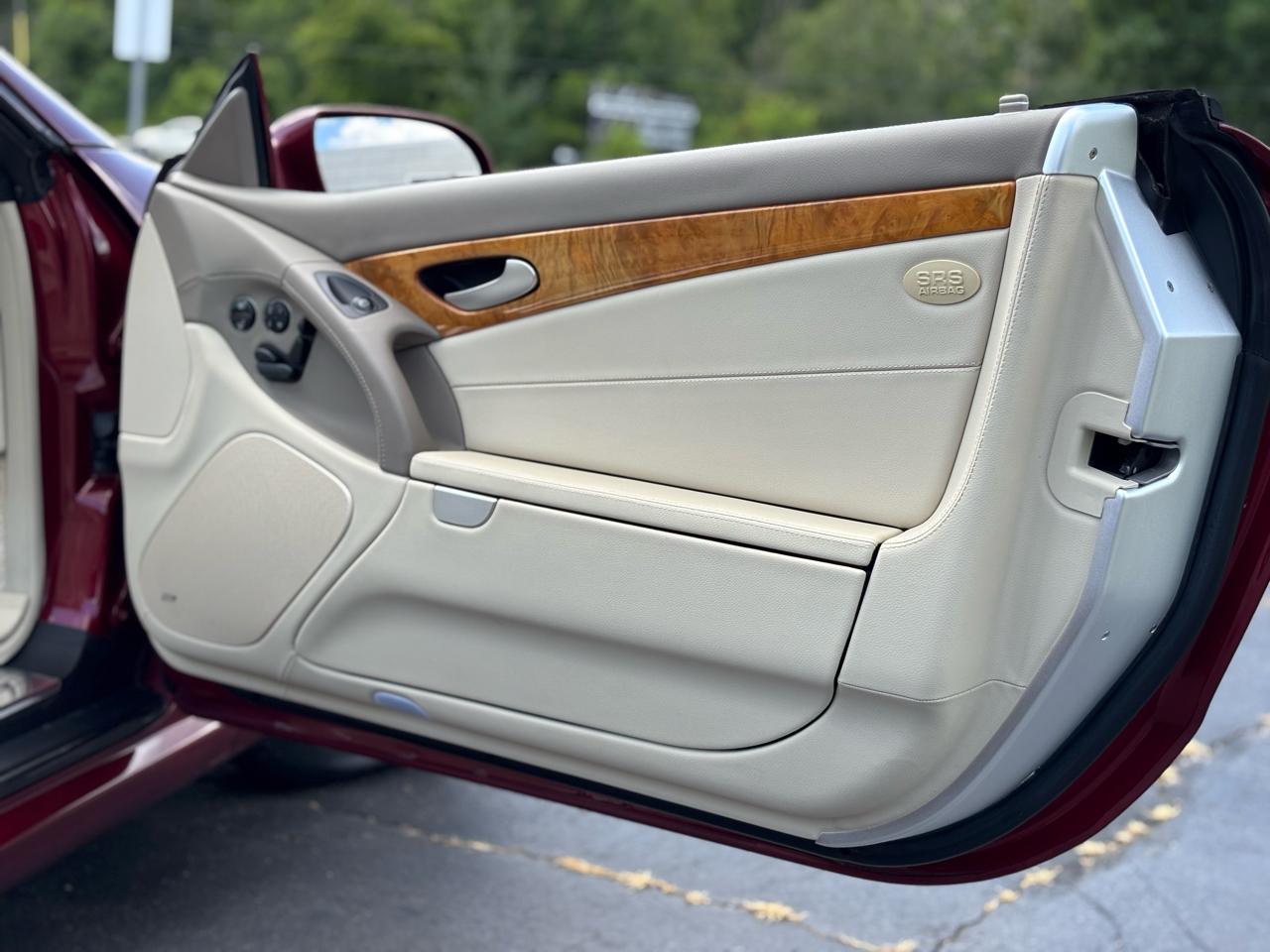 Mercedes-Benz SL-Class SL550 2007