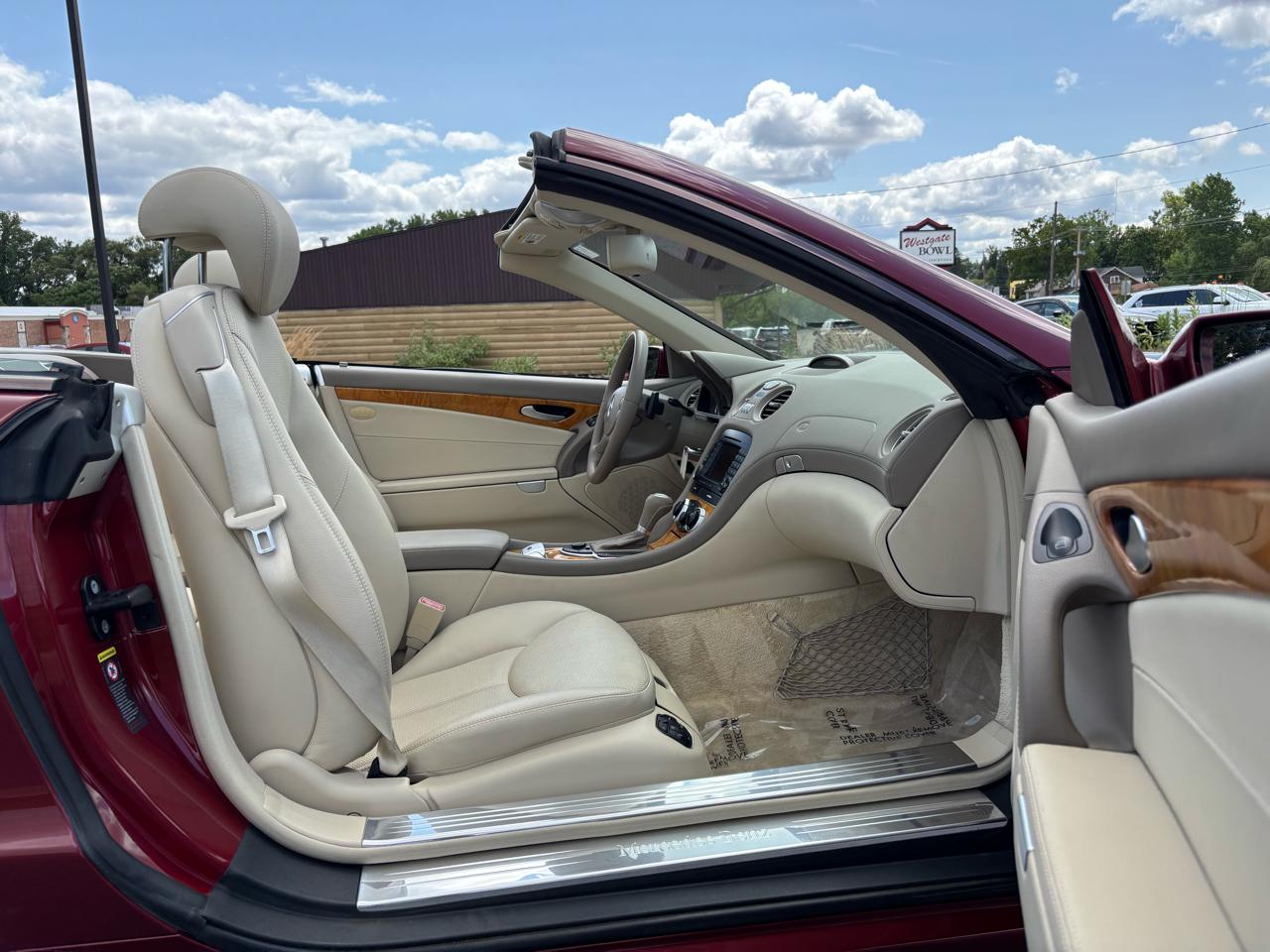 Mercedes-Benz SL-Class SL550 2007