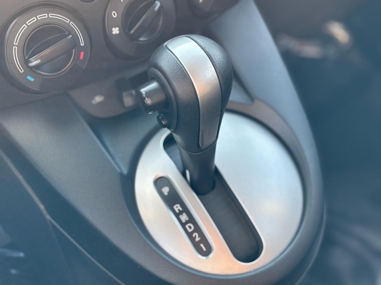 Mazda MAZDA2 Touring 2013