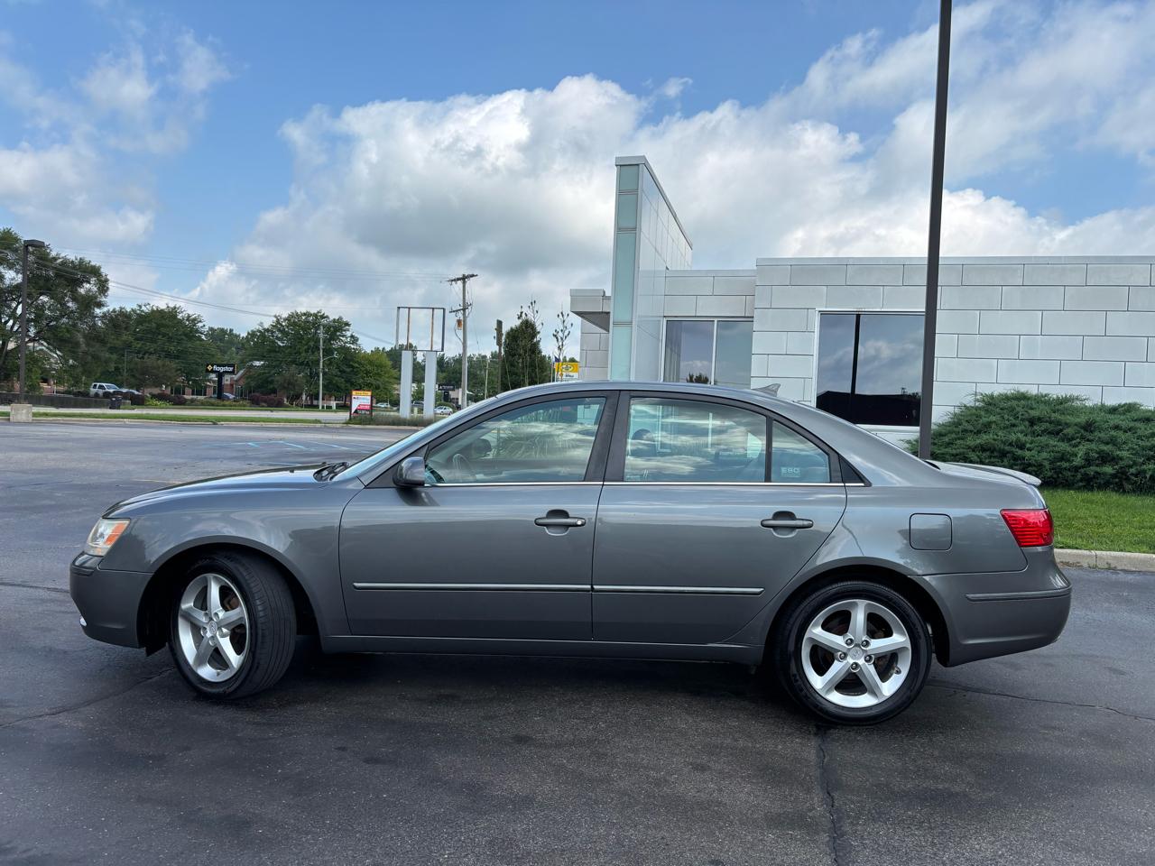 Hyundai Sonata SE V6 2009