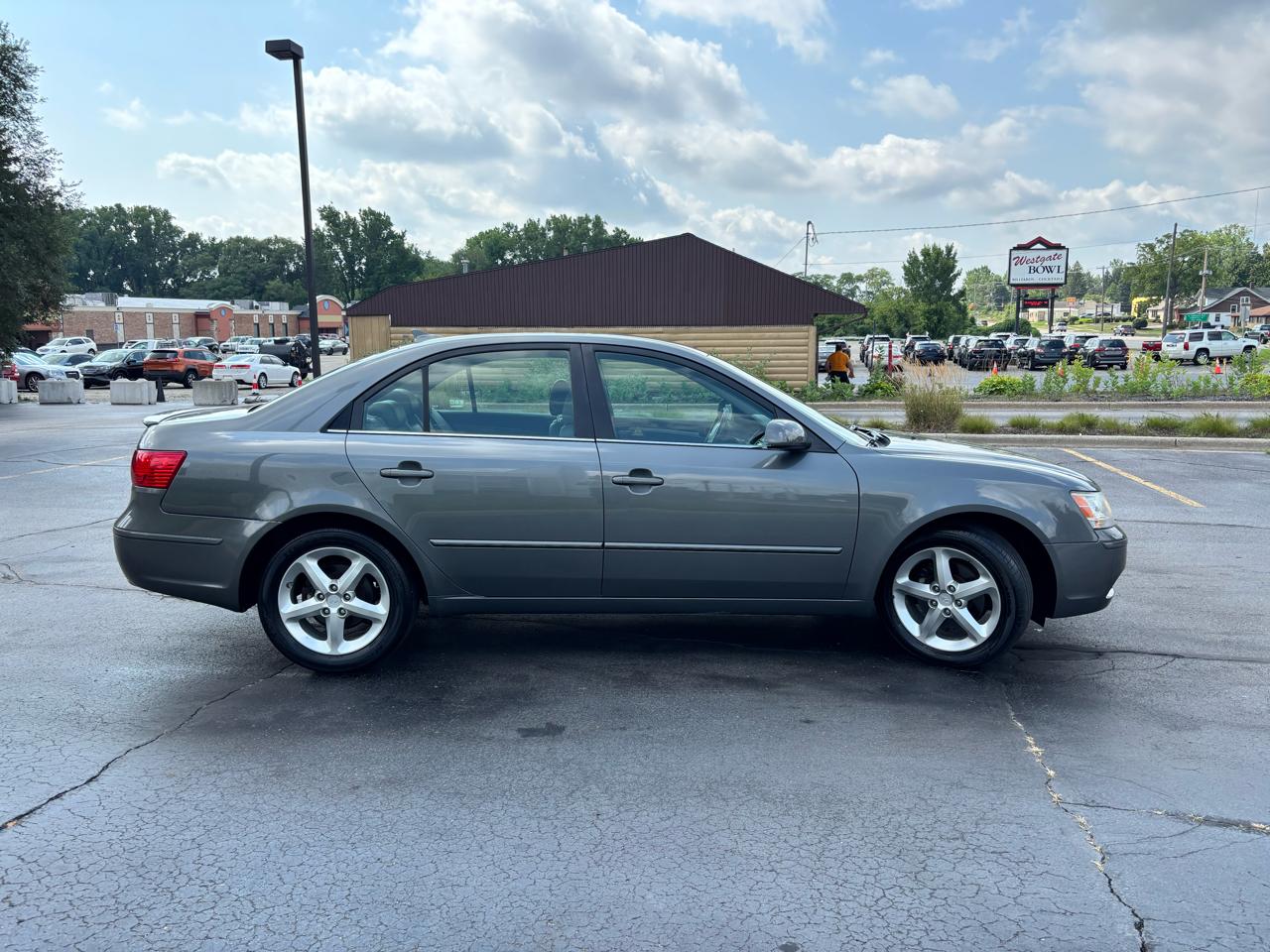 Hyundai Sonata SE V6 2009