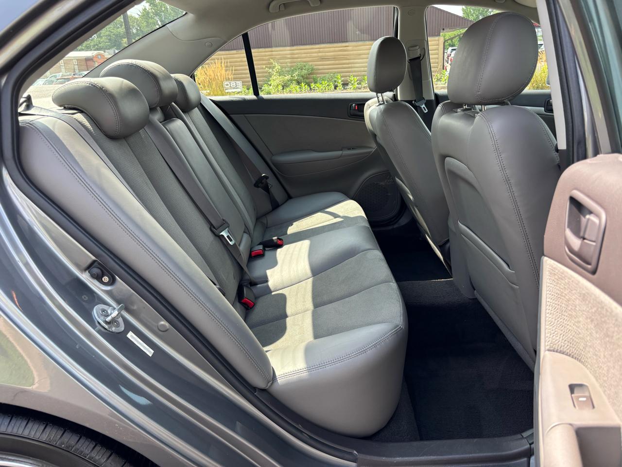 Hyundai Sonata SE V6 2009