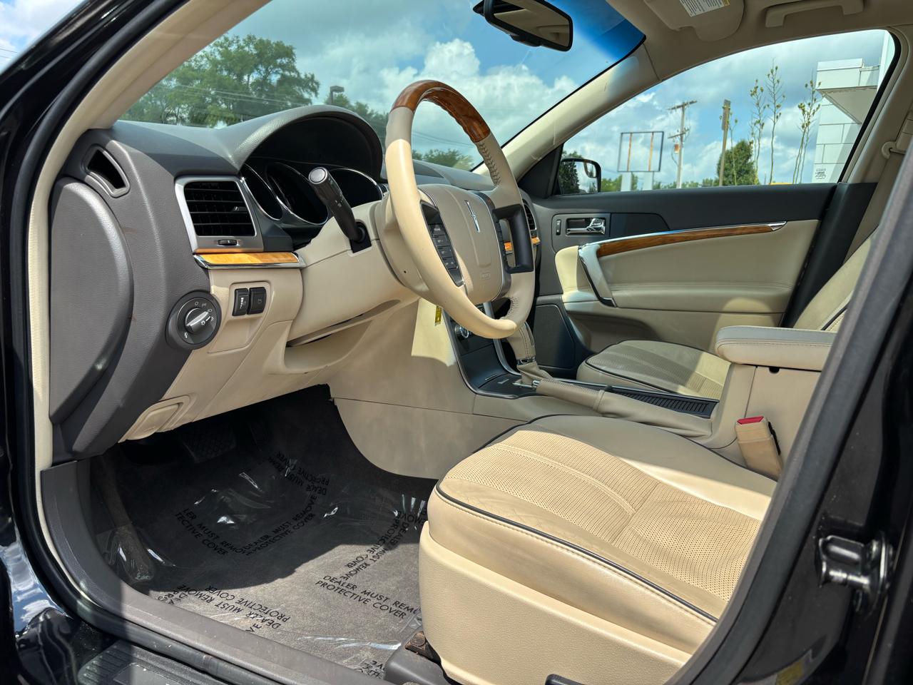 Lincoln MKZ AWD 2011