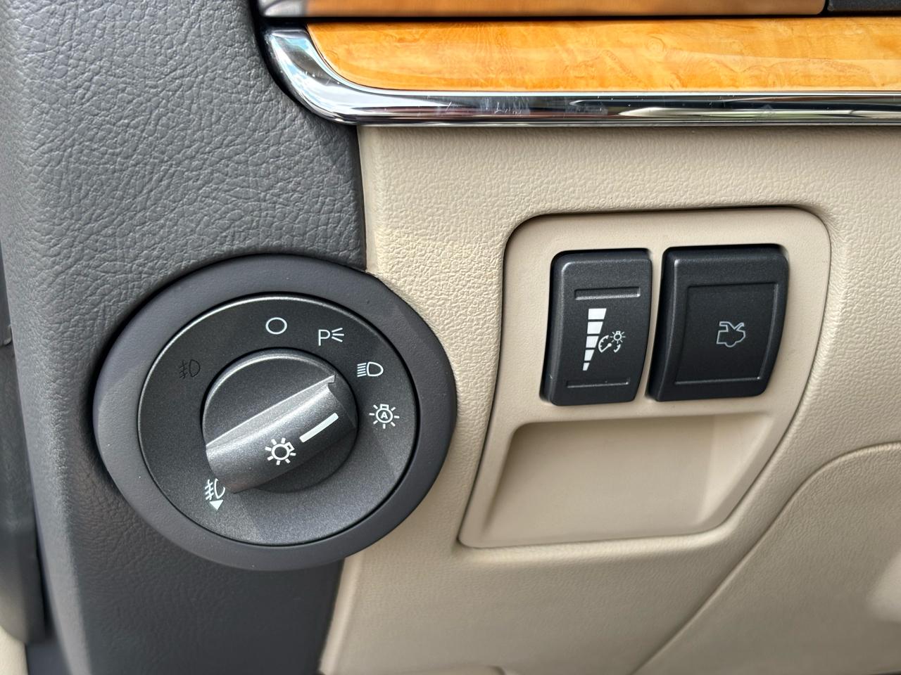 Lincoln MKZ AWD 2011