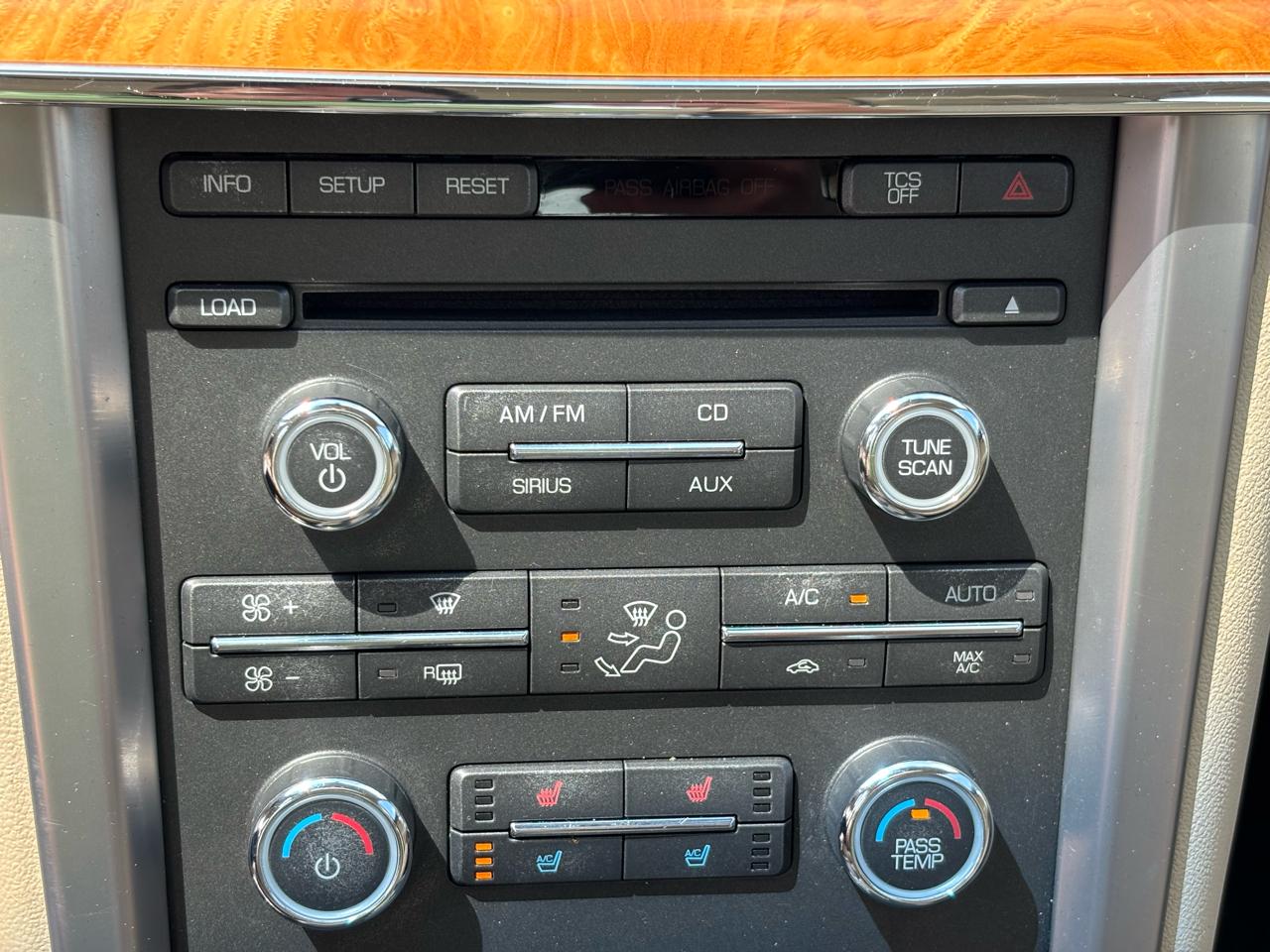 Lincoln MKZ AWD 2011