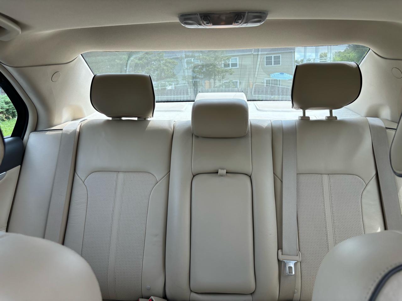 Lincoln MKZ AWD 2011