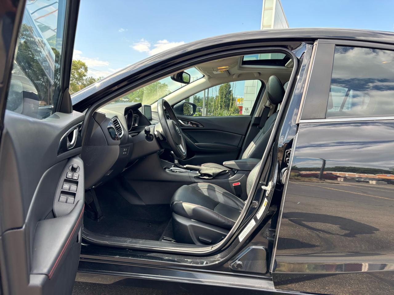 Mazda MAZDA3 s Grand Touring AT 5-Door 2016