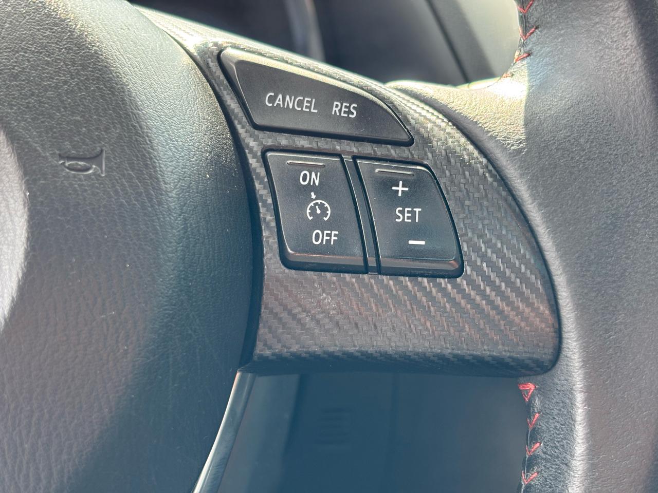 Mazda MAZDA3 s Grand Touring AT 5-Door 2016