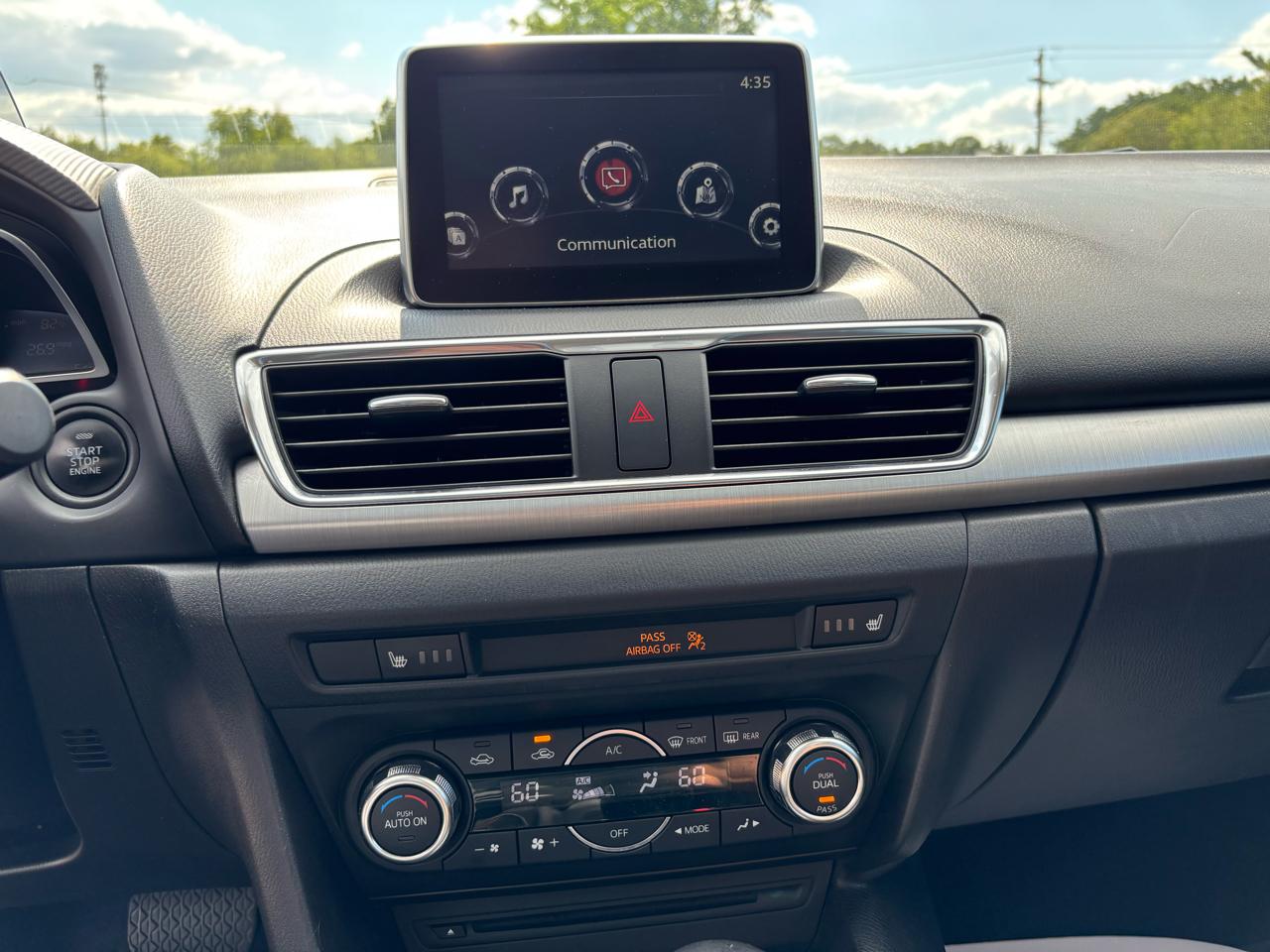 Mazda MAZDA3 s Grand Touring AT 5-Door 2016