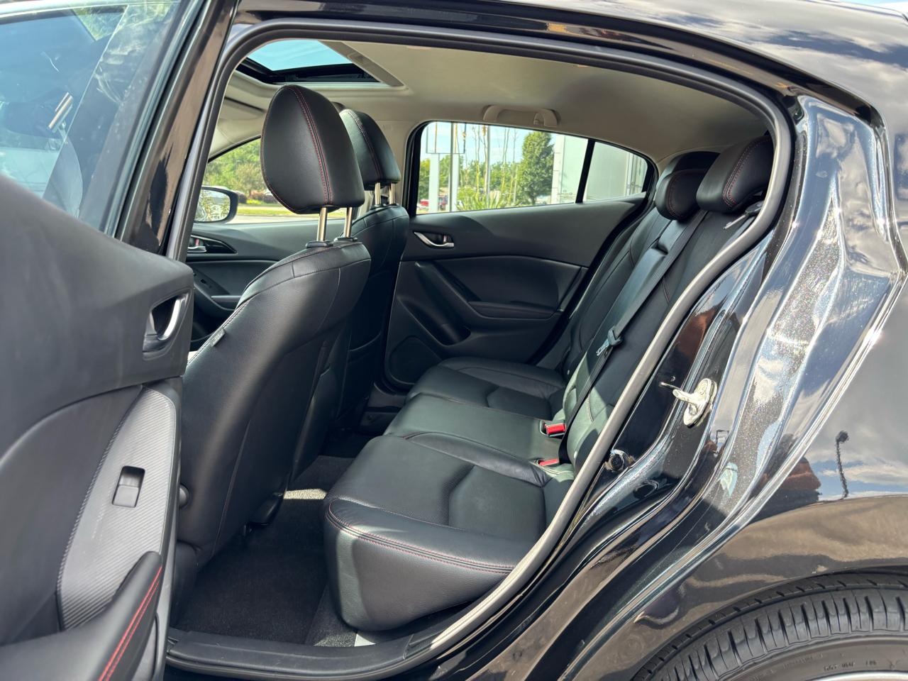 Mazda MAZDA3 s Grand Touring AT 5-Door 2016