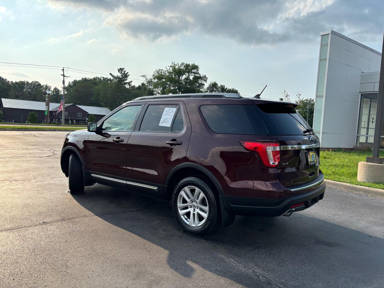 Ford Explorer XLT 4WD 2018
