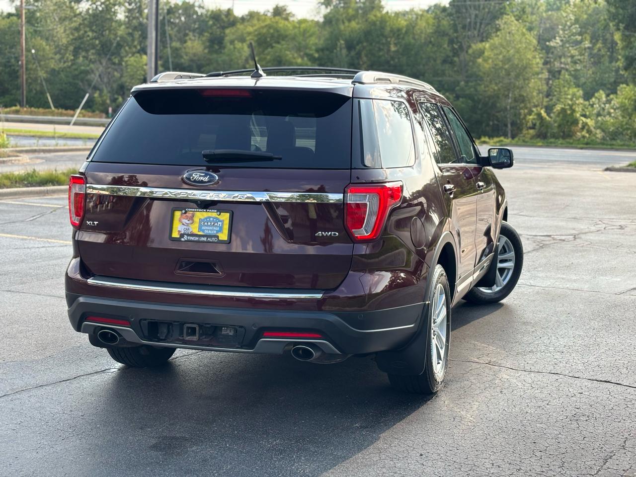Ford Explorer XLT 4WD 2018