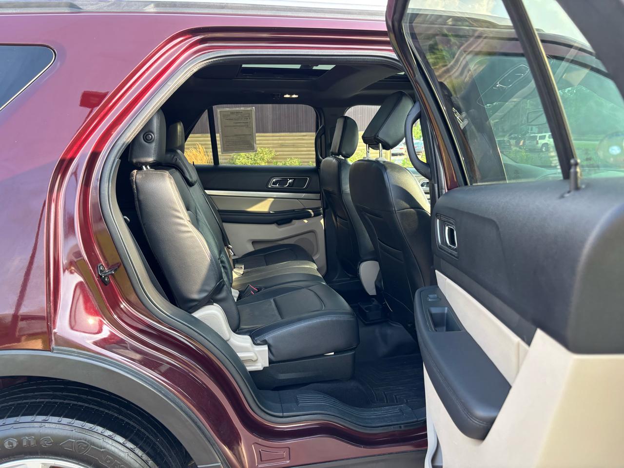 Ford Explorer XLT 4WD 2018