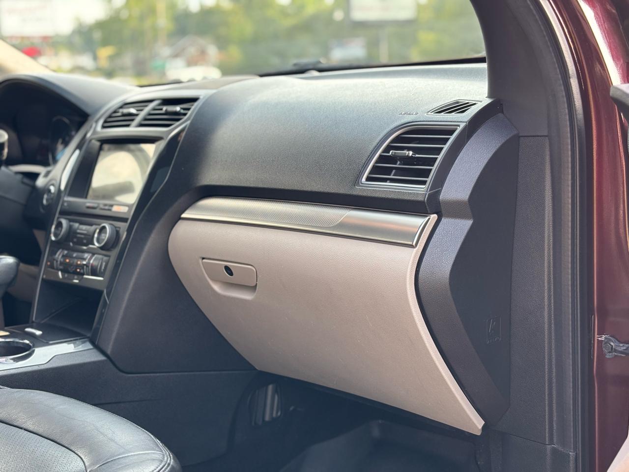 Ford Explorer XLT 4WD 2018