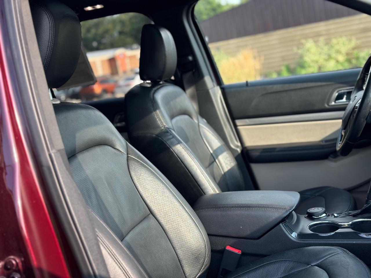 Ford Explorer XLT 4WD 2018