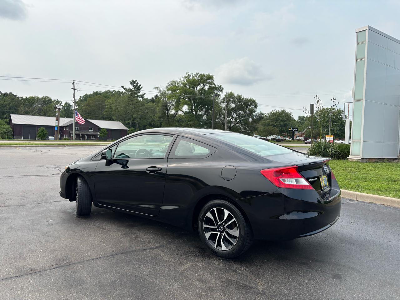 Honda Civic EX Coupe 5-Speed AT 2013