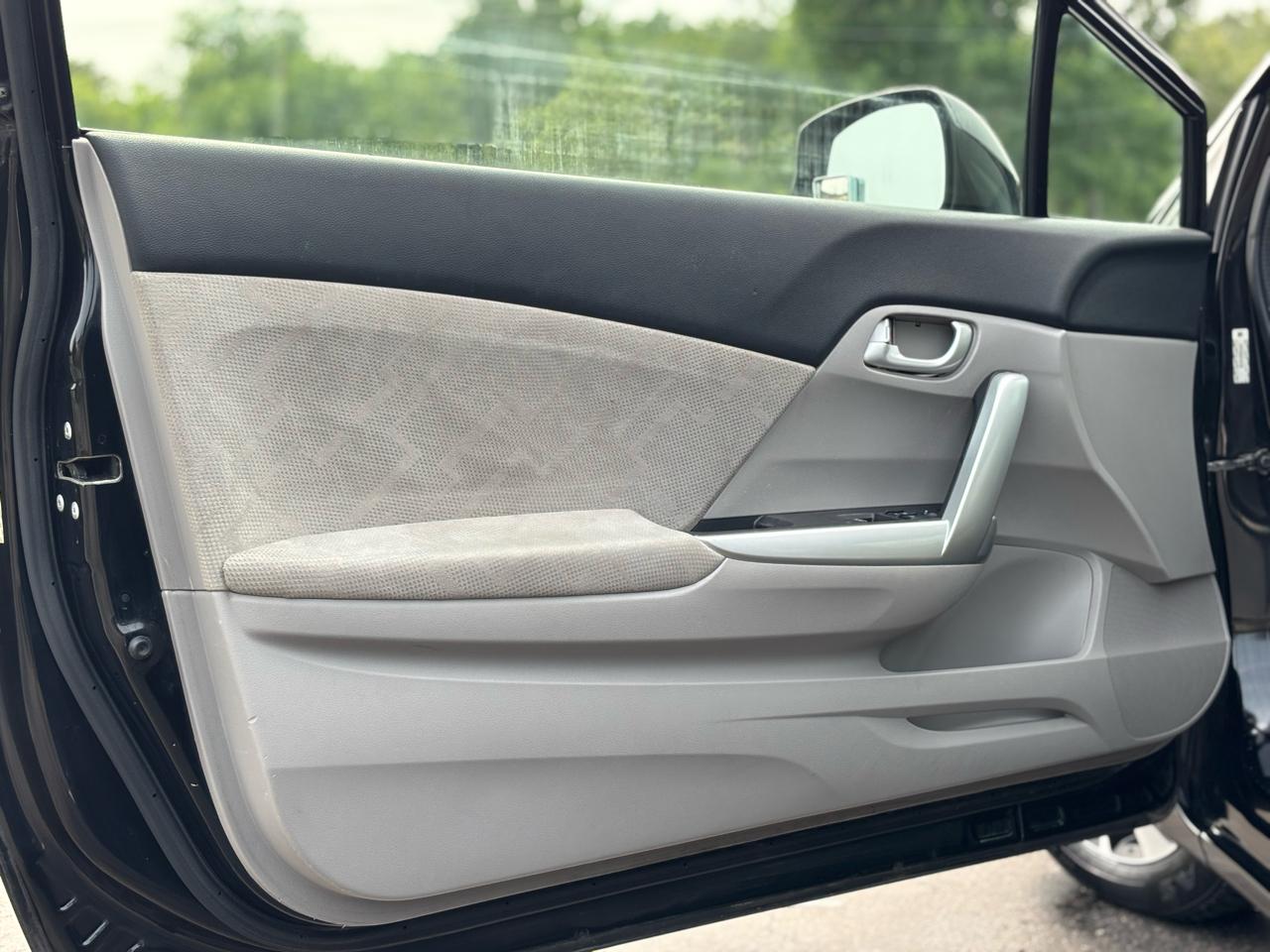 Honda Civic EX Coupe 5-Speed AT 2013