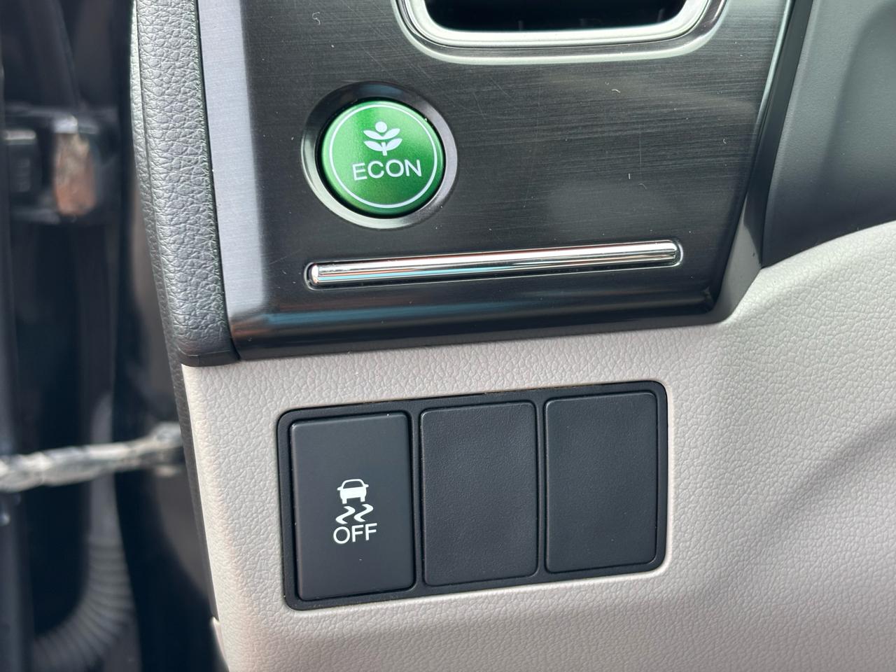 Honda Civic EX Coupe 5-Speed AT 2013