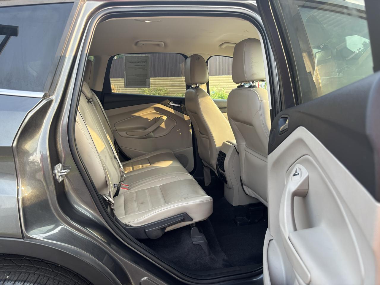 Ford Escape Titanium FWD 2017