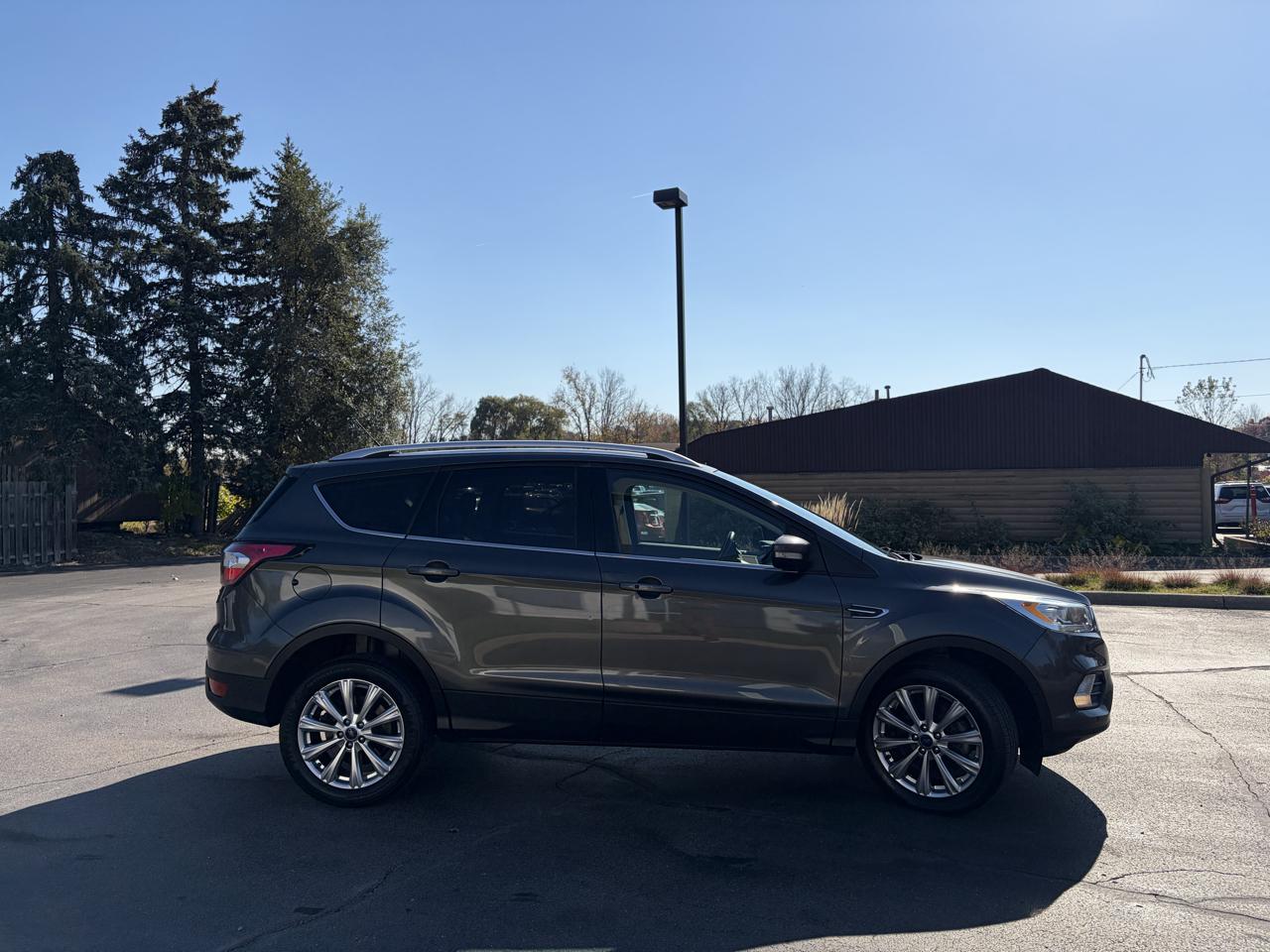 Ford Escape Titanium FWD 2017
