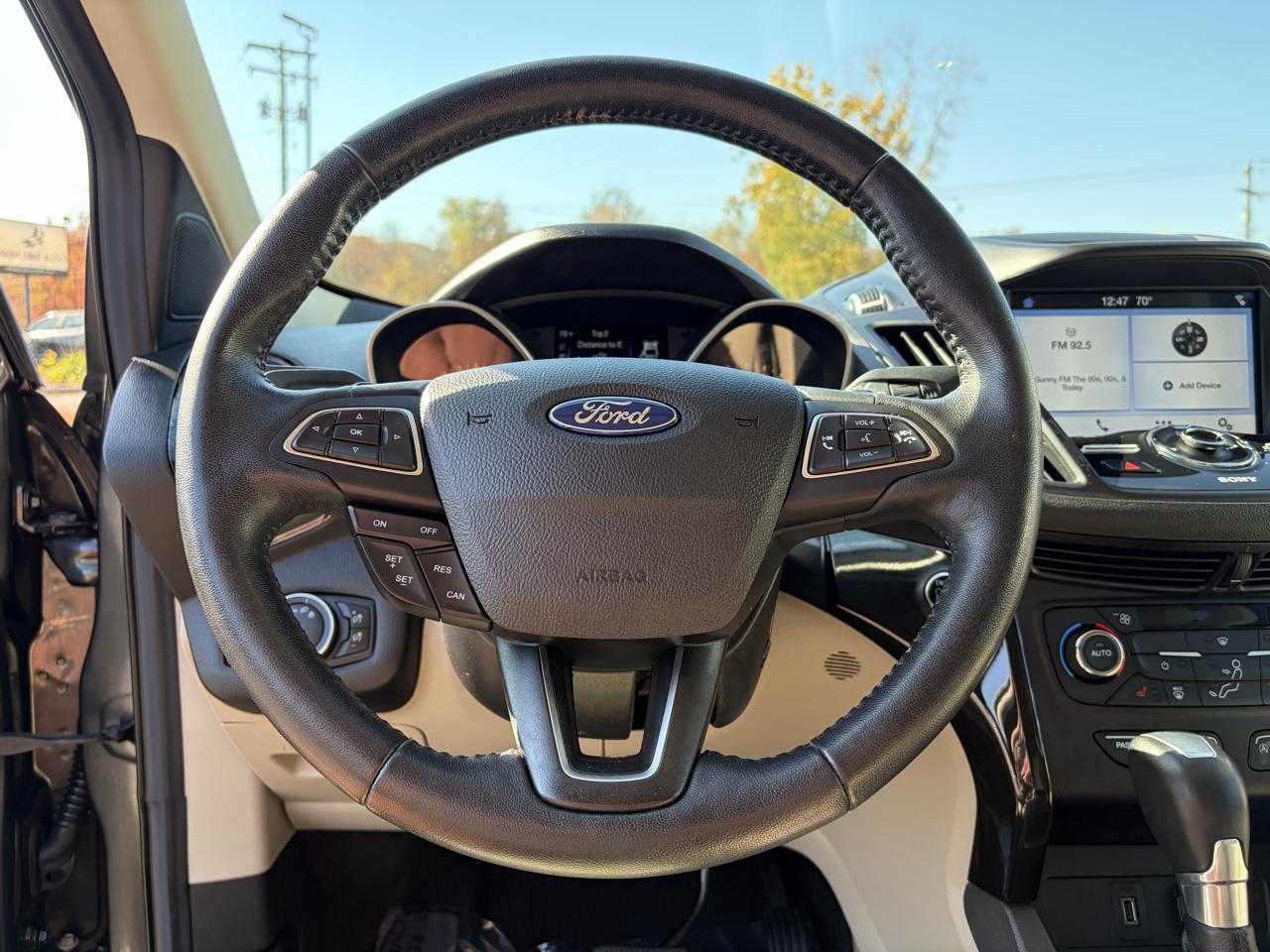 Ford Escape Titanium FWD 2017