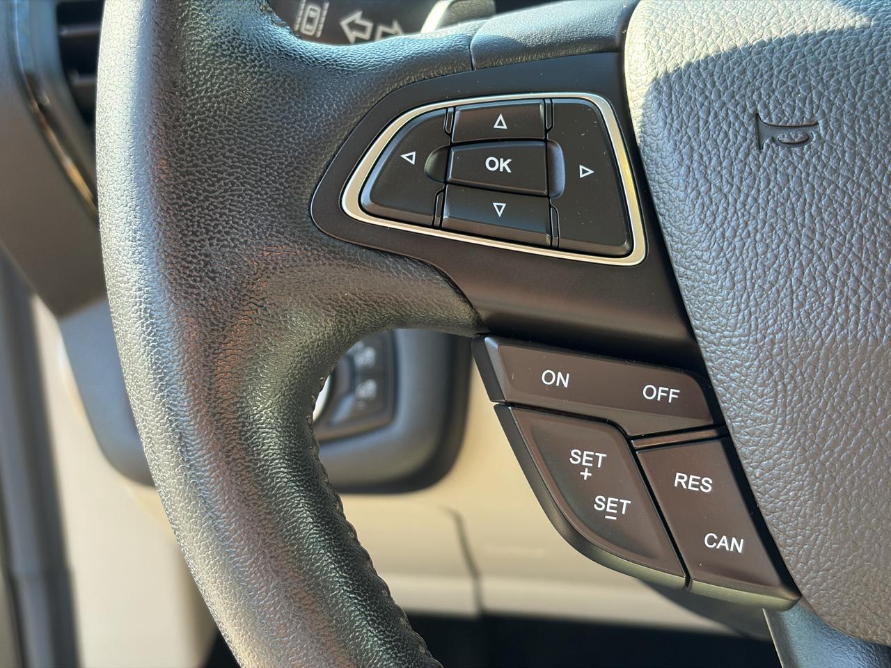 Ford Escape Titanium FWD 2017