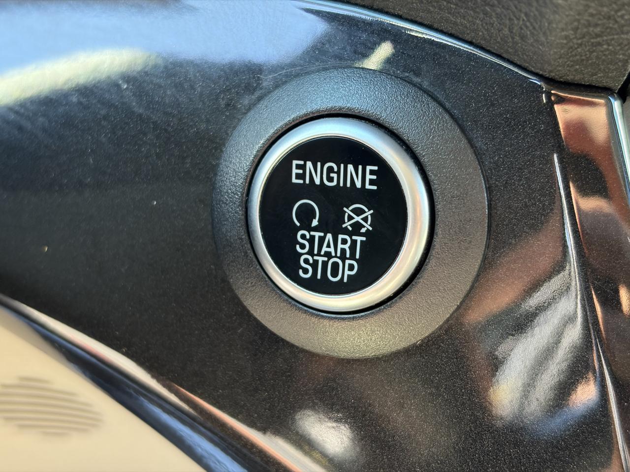 Ford Escape Titanium FWD 2017