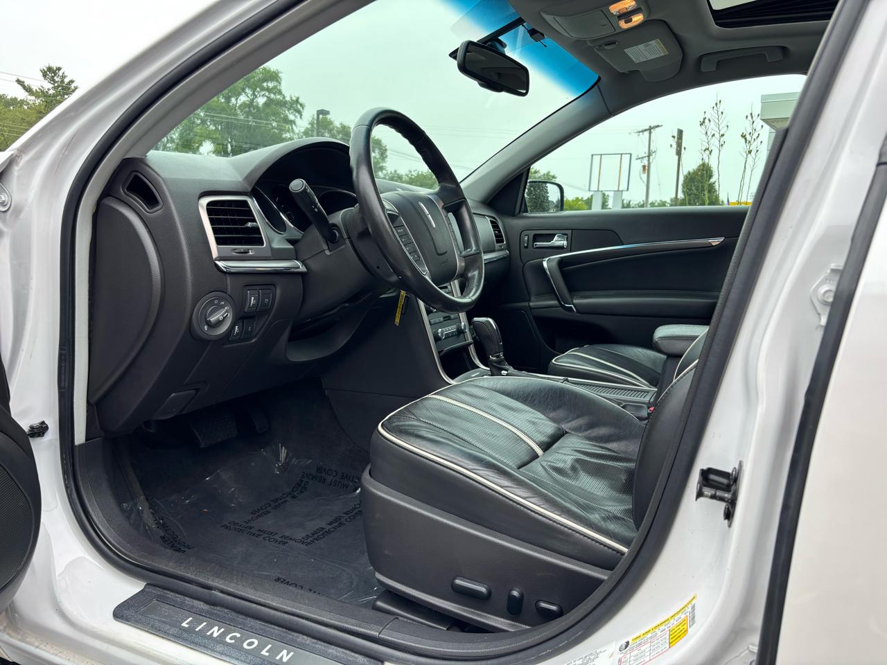 Lincoln MKZ FWD 2010