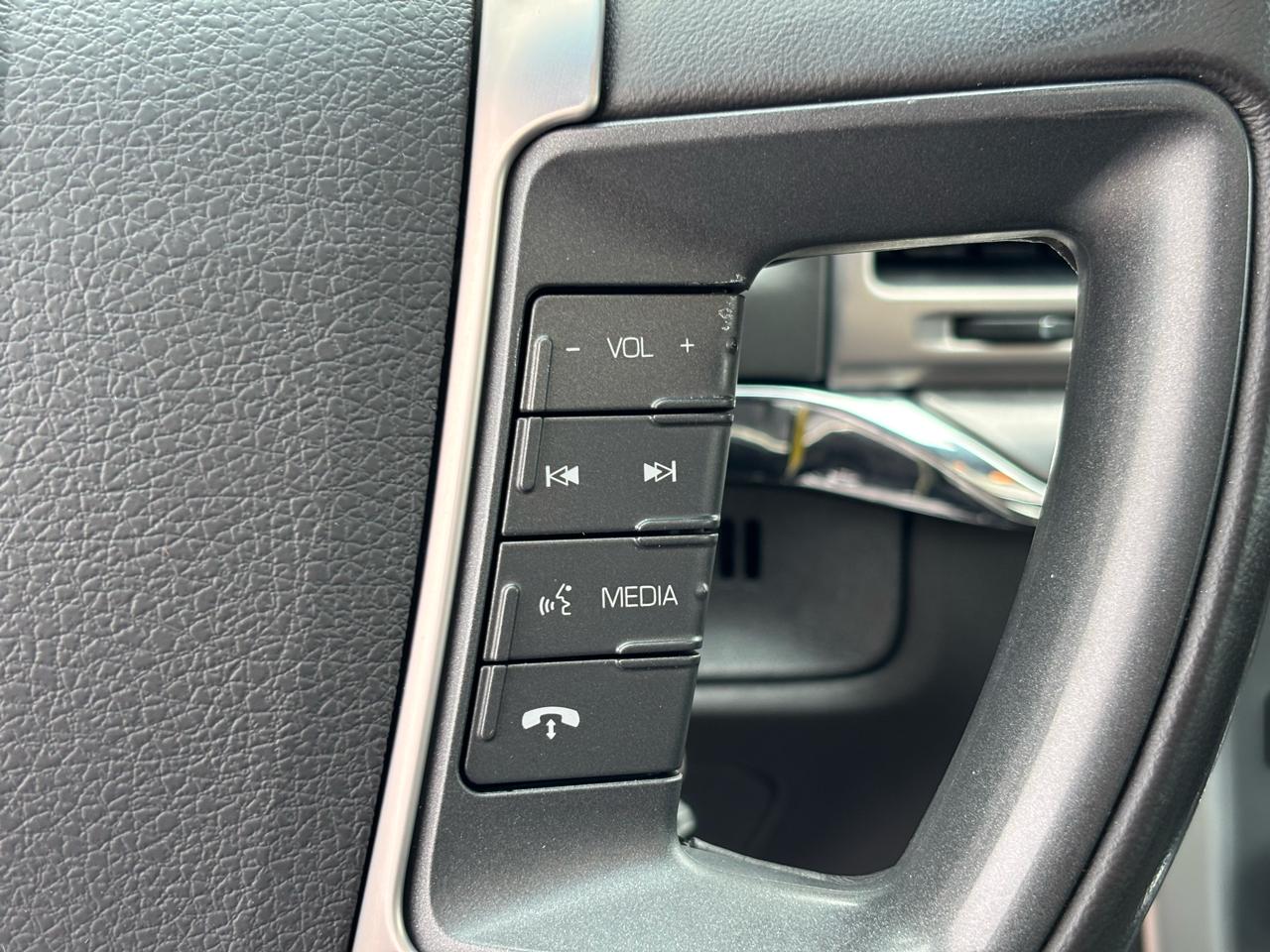 Lincoln MKZ FWD 2010